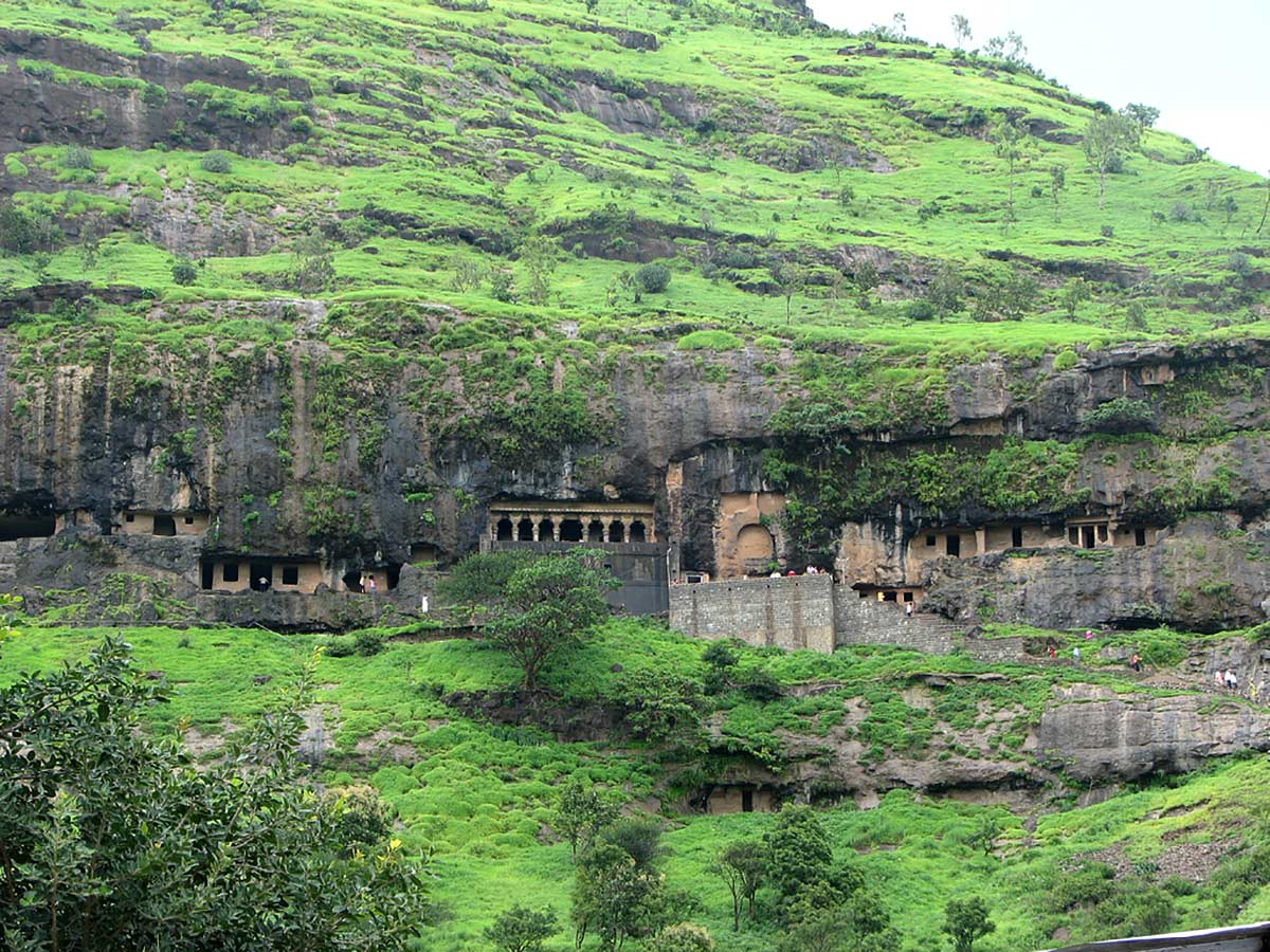 Girijatmaj Temple, Lenyadri, Pune district