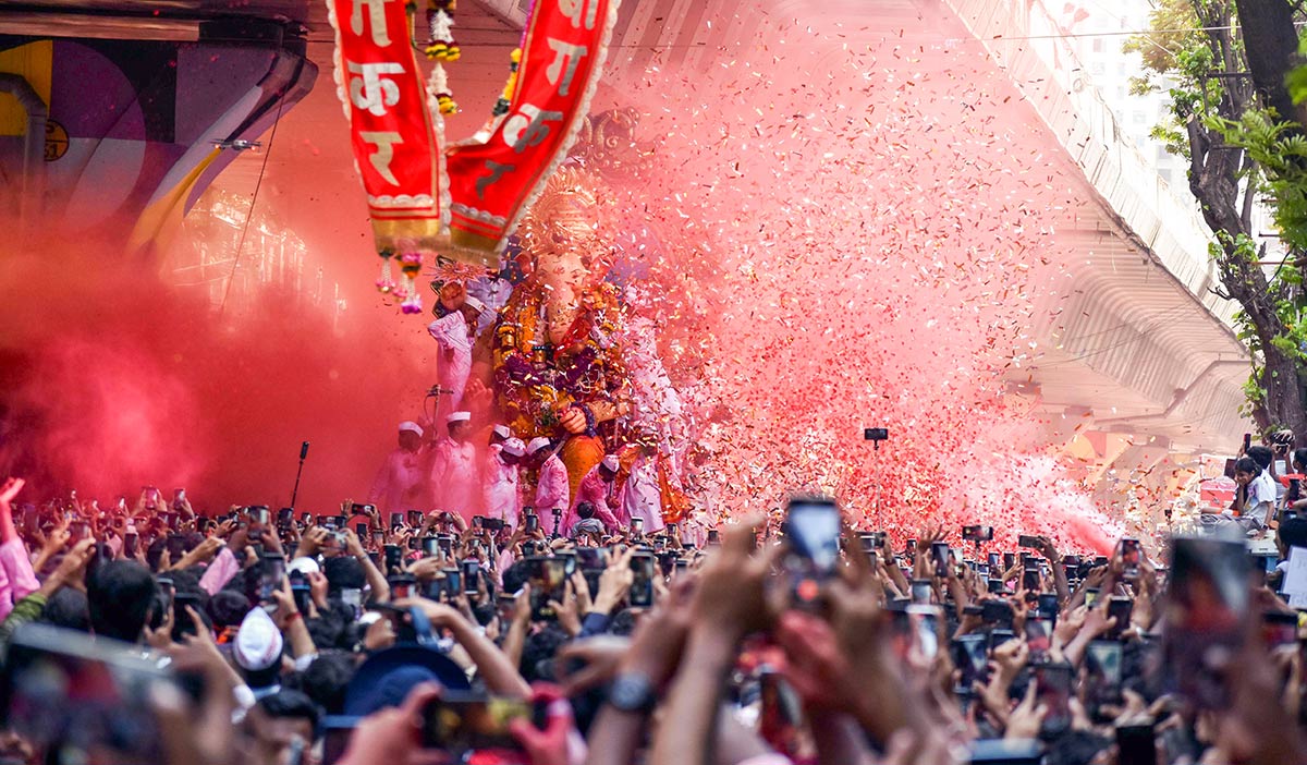 Lalbaugcha Raja visarjan