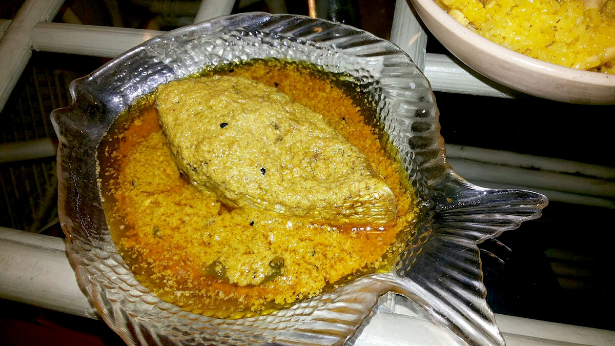 Steamed Hilsa