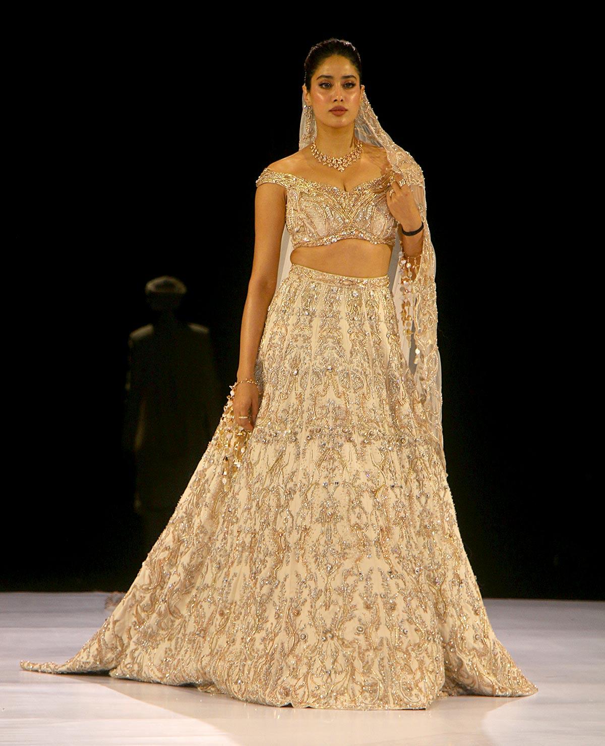 Gaurav Gupta Bridal Look 1