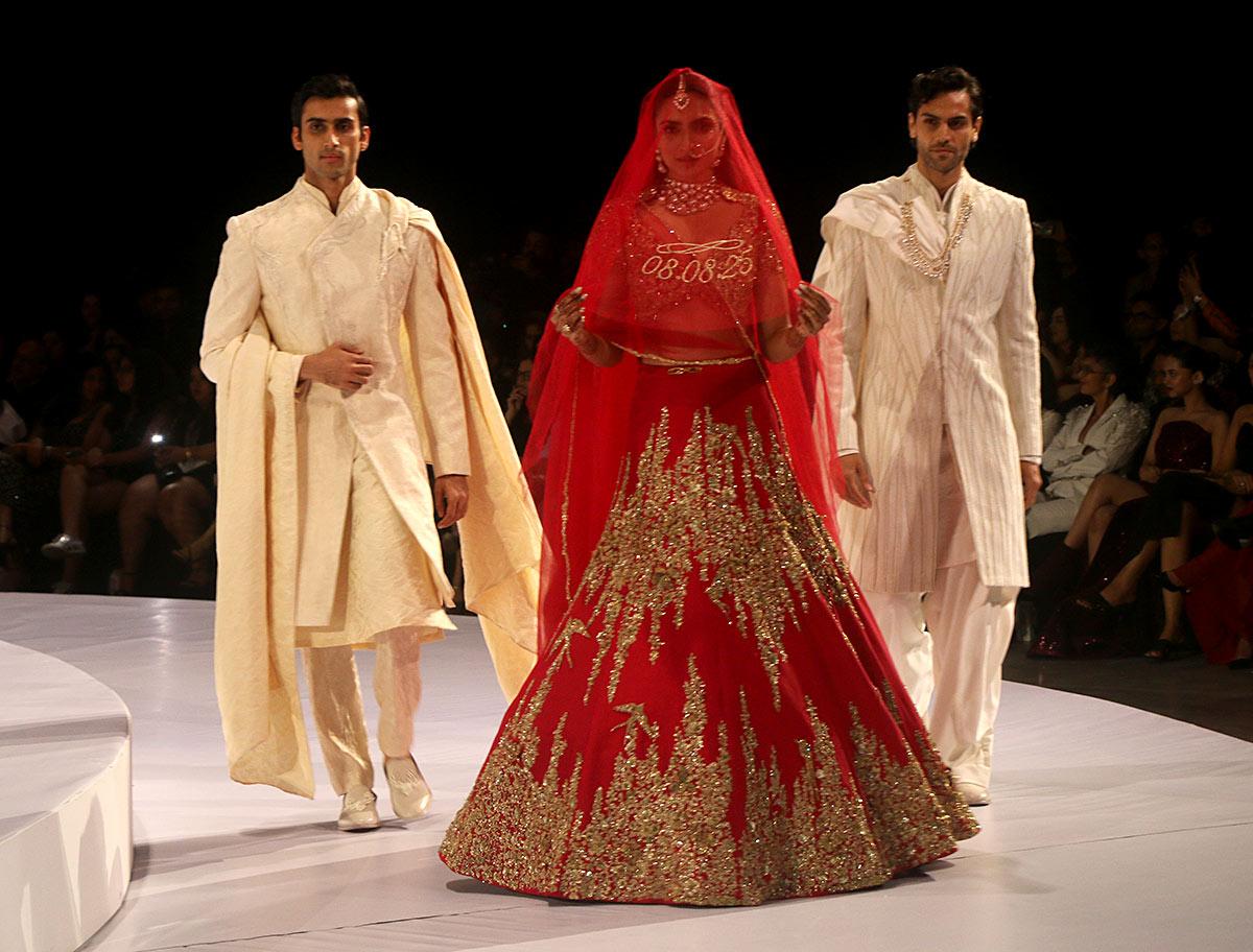 Gaurav Gupta Bridal Look 11