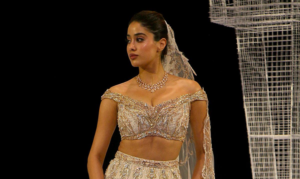 Gaurav Gupta Bridal Look 3