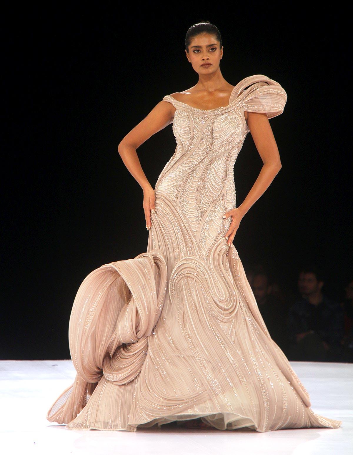 Gaurav Gupta Bridal Look 8