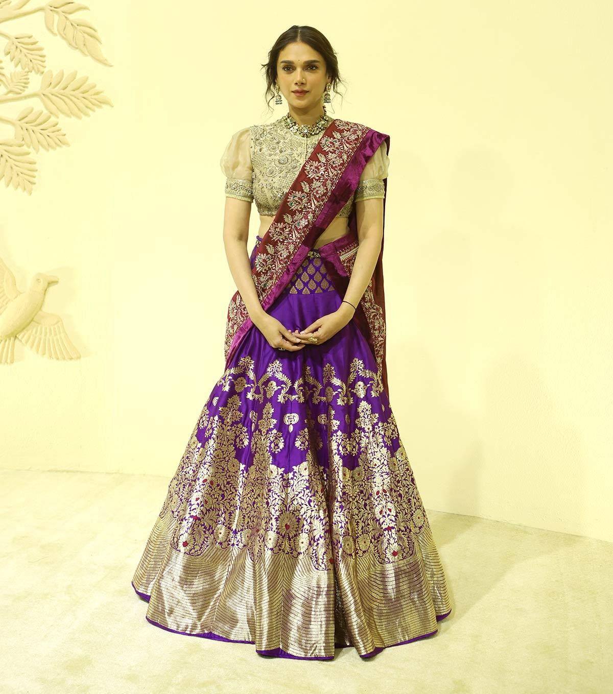 Aditi Rao Hydari Swadesh