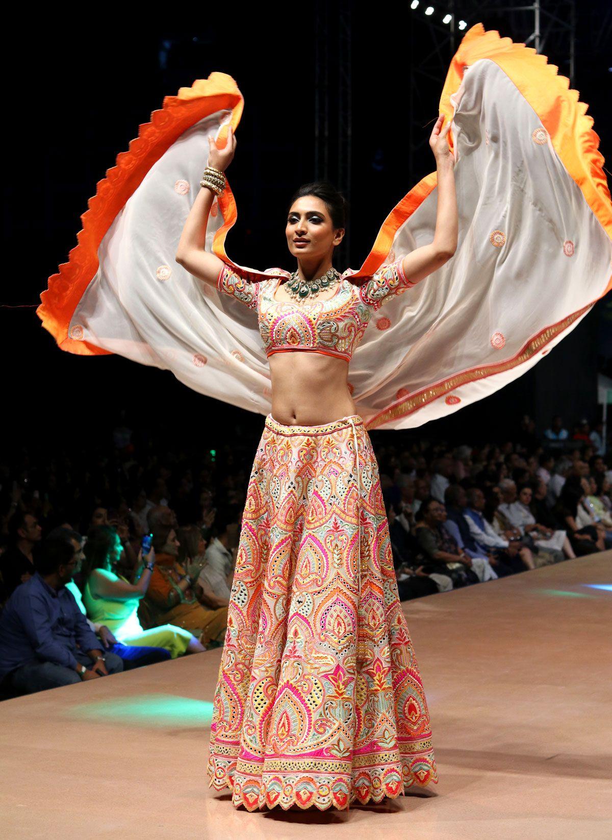 Abu Jani Sandeep Khosla's Caring With Style show to support the Cancer Patients Aid Association.