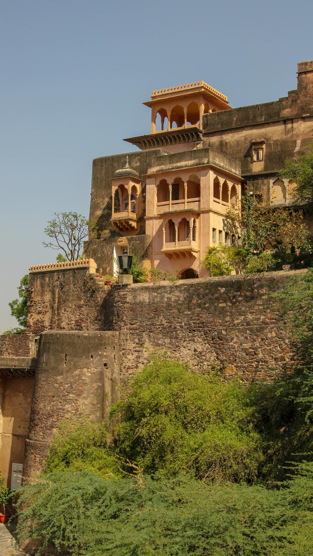 Neemrana Fort Palace