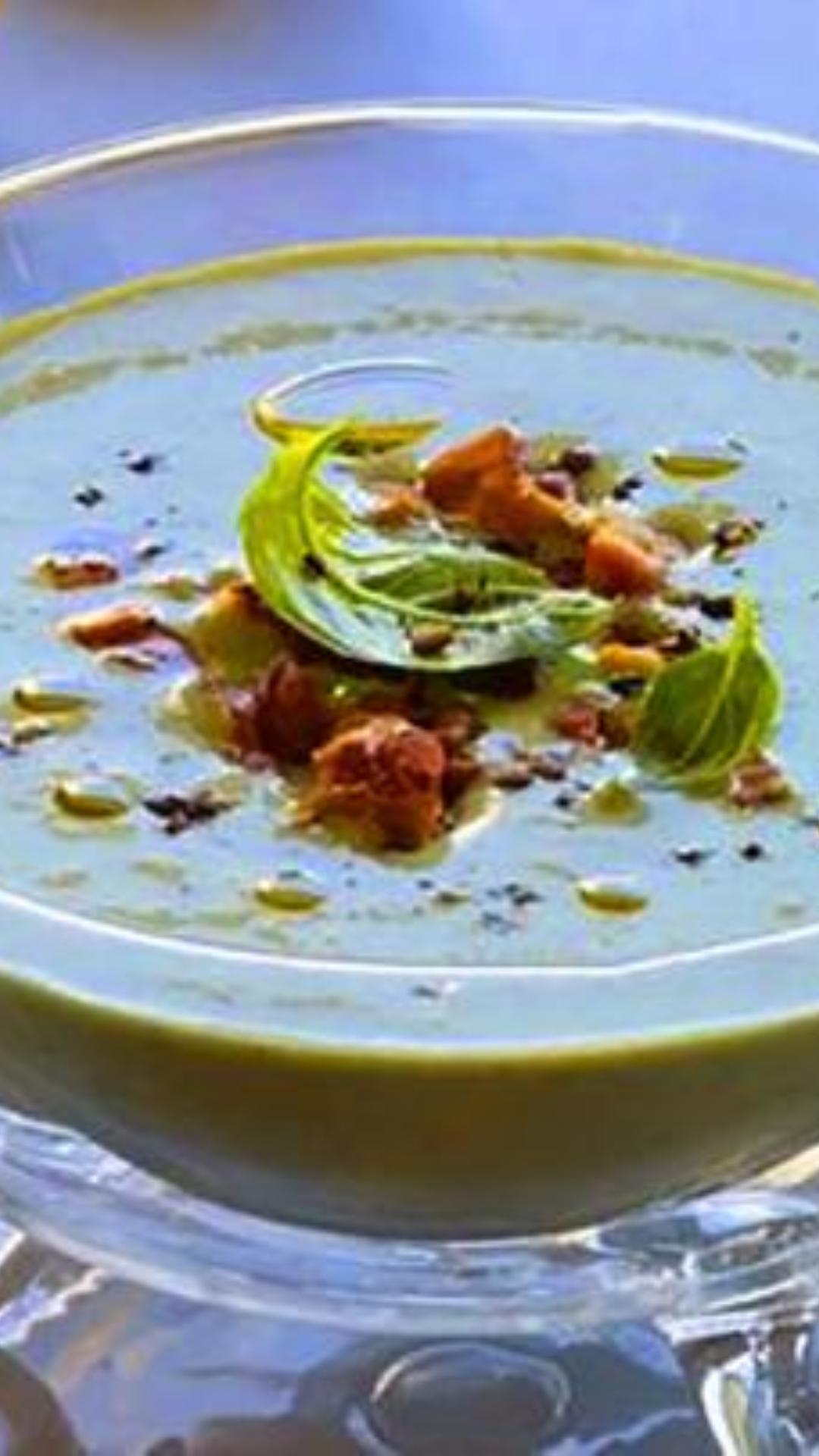 Chilled Basil Zucchini Walnut Soup