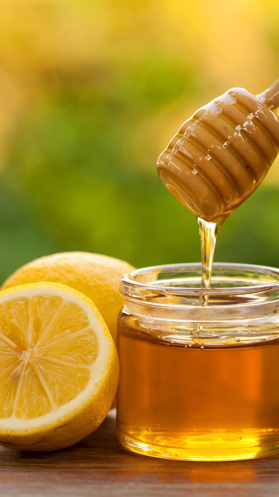 Hot Lemon Water With Honey