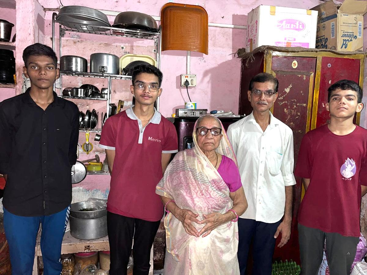 Harsh Gupta with his parents