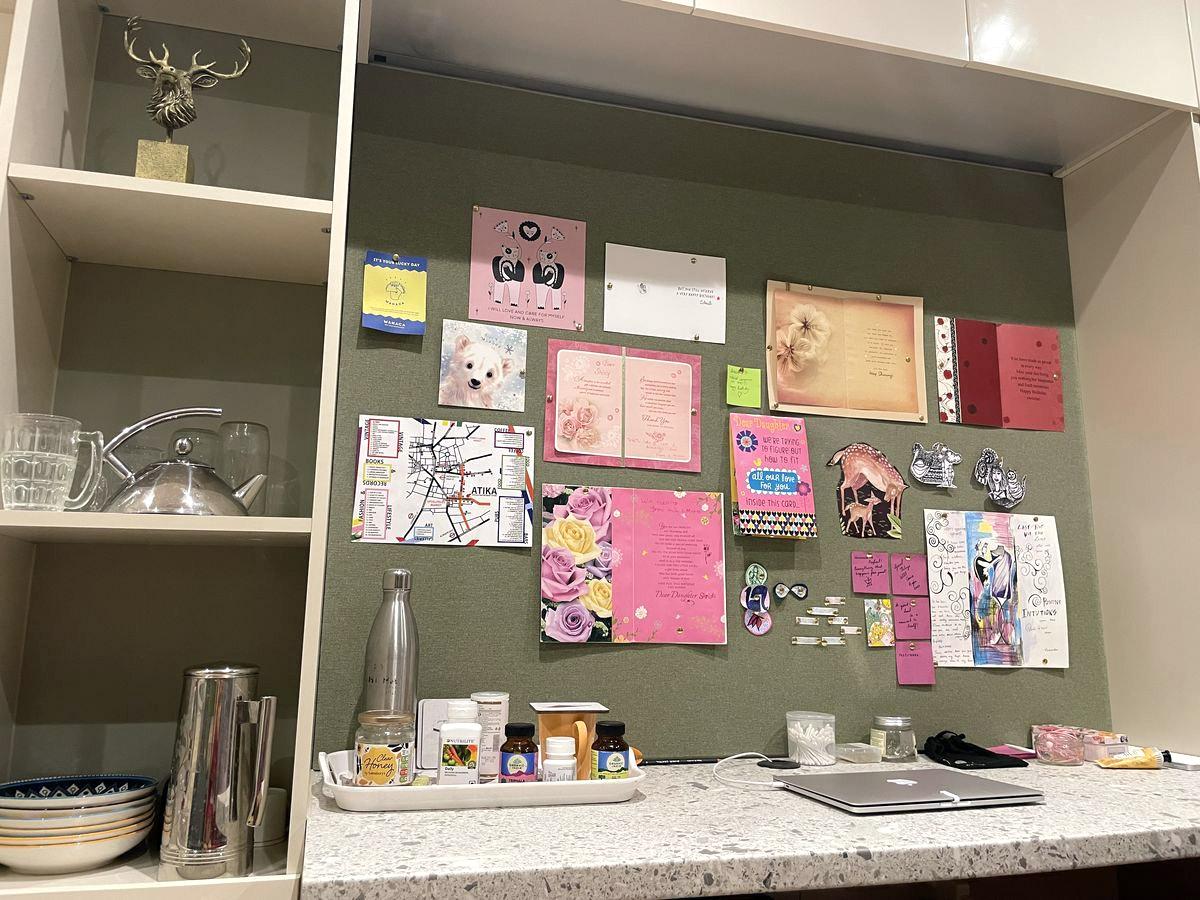 Srishti Sahoo's workdesk