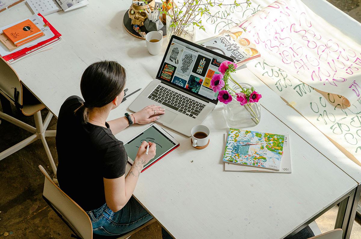 send us a picture of your work desk