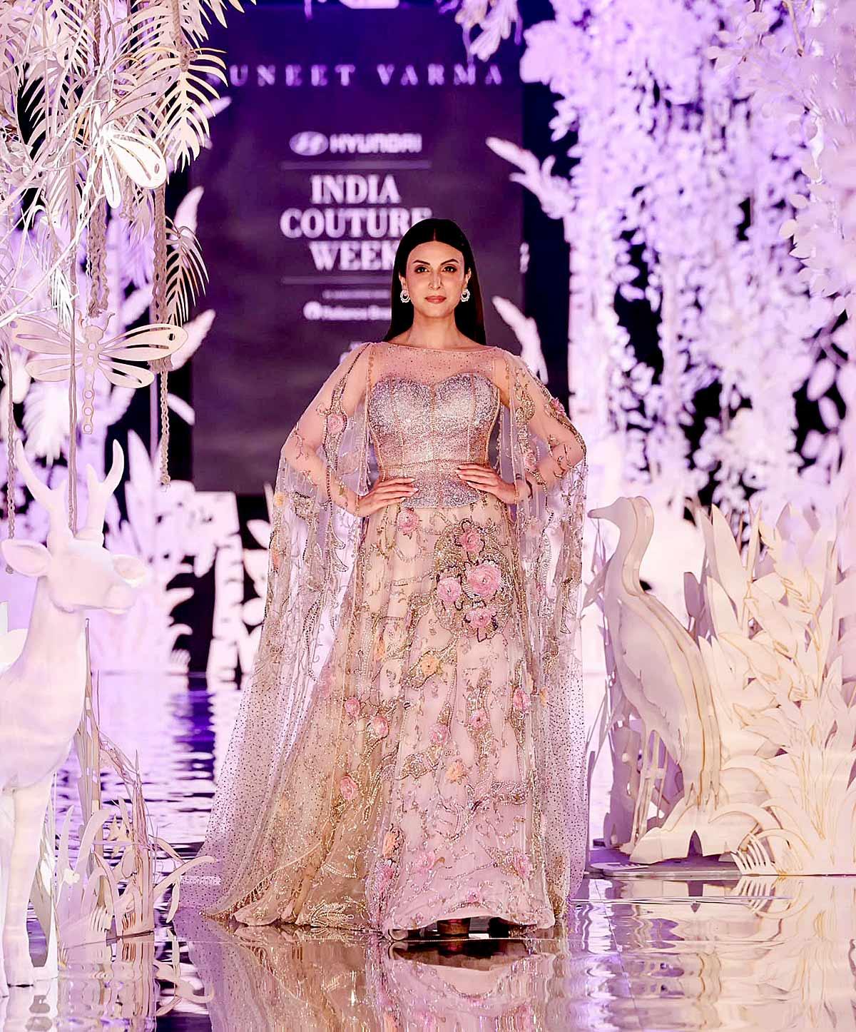 Riddhima Kapoor for Suneet Verma