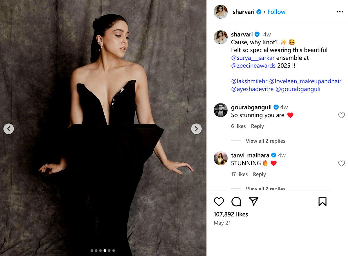 Statement Neckline 6