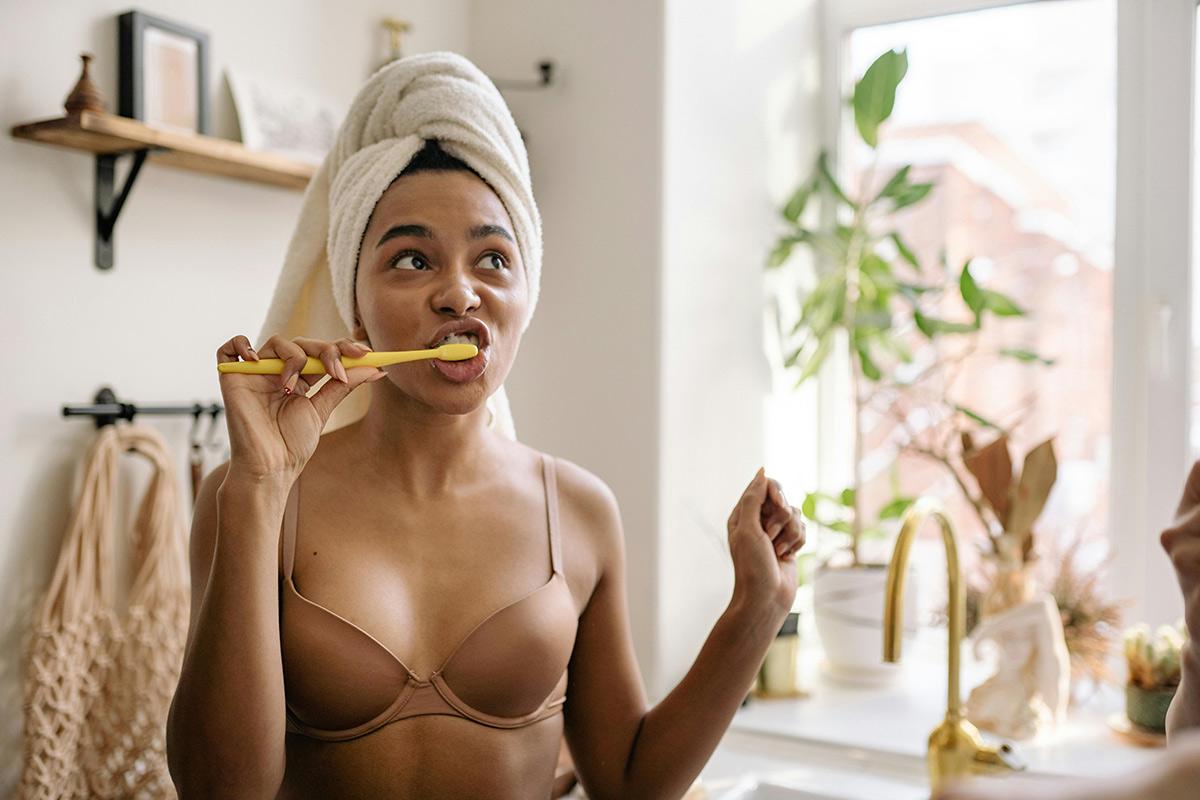 rediffgurus bad breath halitosis dental pain, gum pain