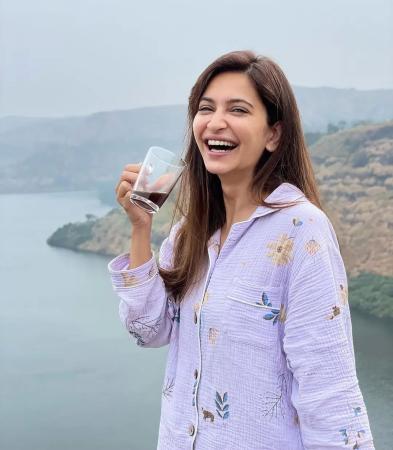 5 natural ways to reduce bloating and flatulence during periods