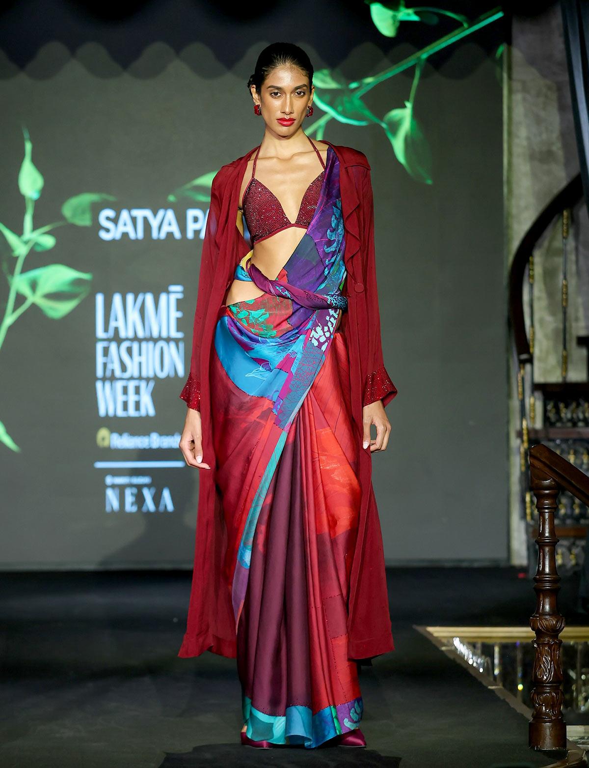 Aditi Rao Hydari walks for Satya Paul at Lakme Fashion Week 2025