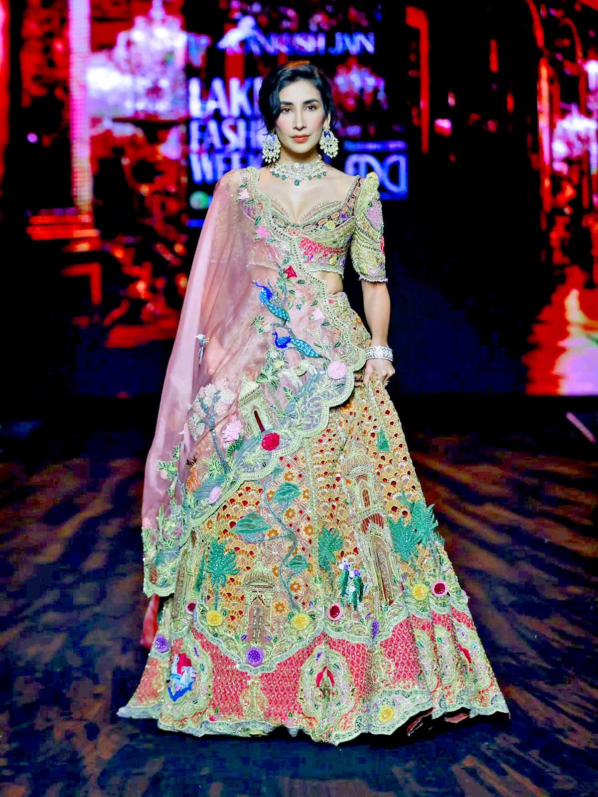 Parul Gulati LFW
