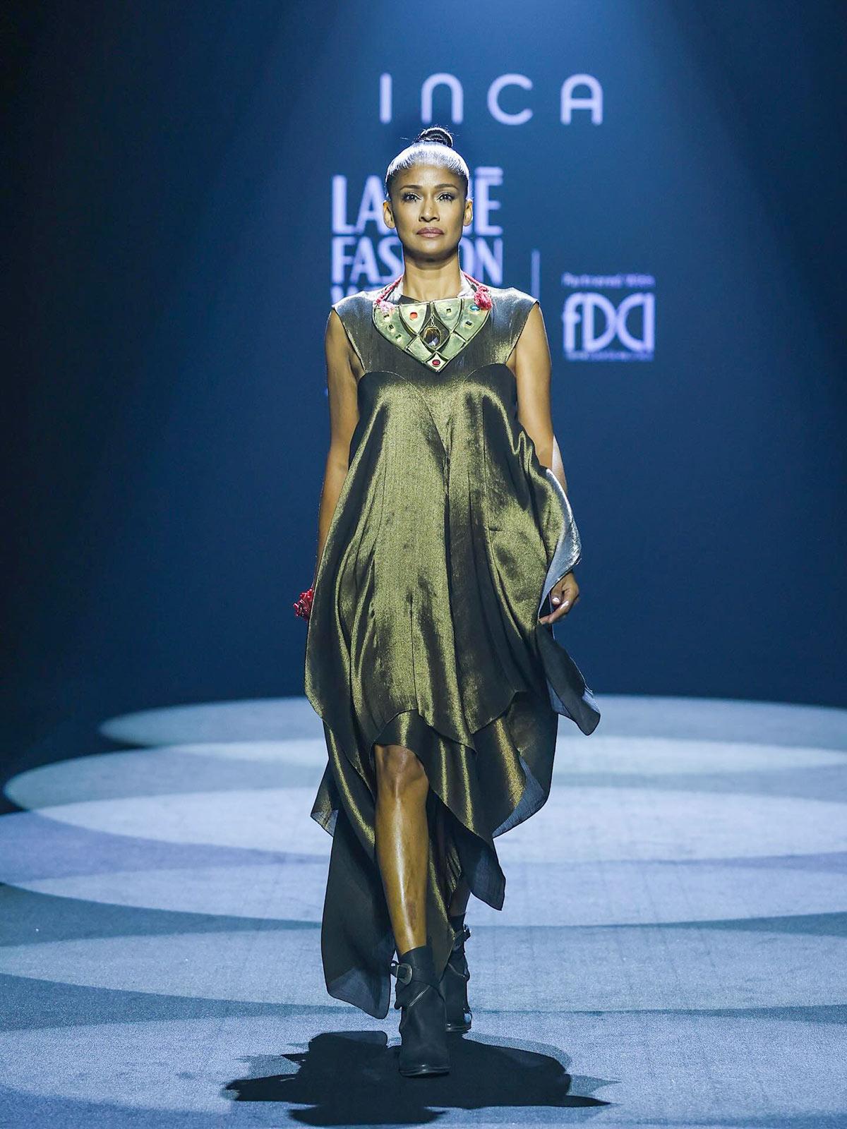 Guess the celebrity 1