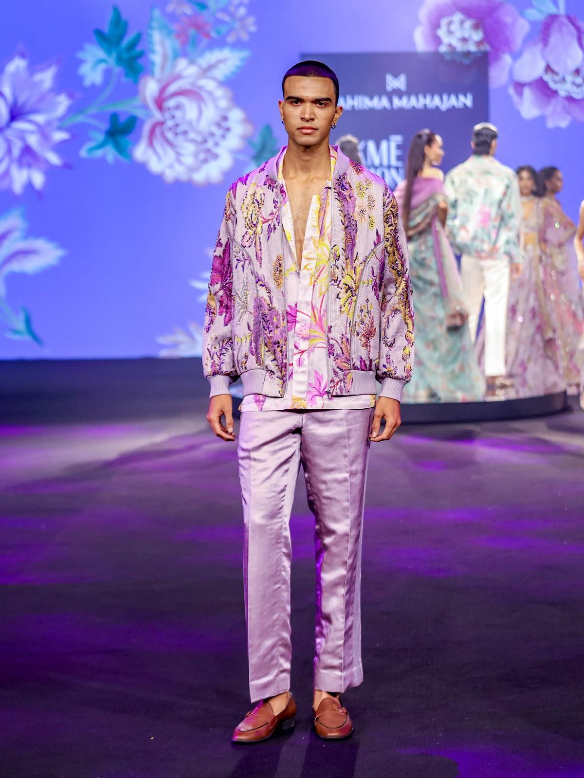 Vaani Kapoor walks for Mahima Mahajan at FDCI x Lakme Fashion Week 2025
