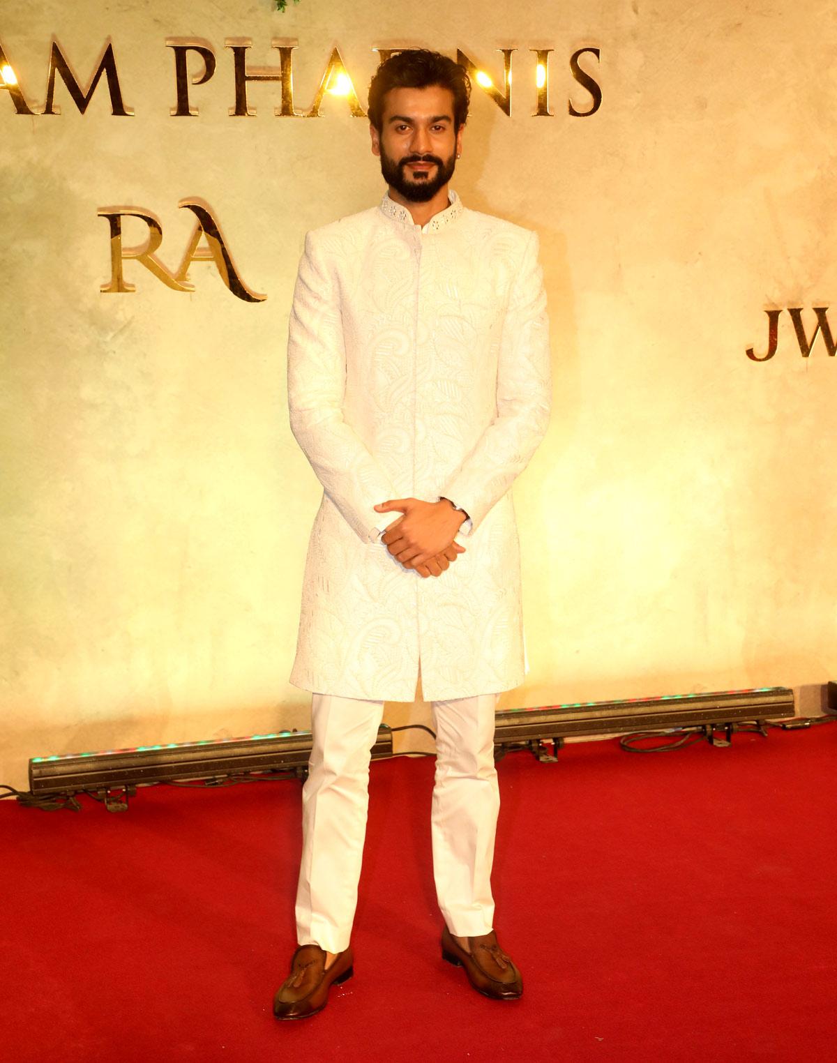 Salman Khan walks for Vikram Phadnis's celebration of fashion and cinema