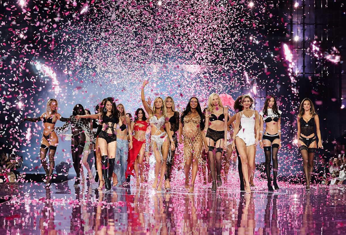 Models and supermodels at Victoria's Secret Fashion Show 2025
