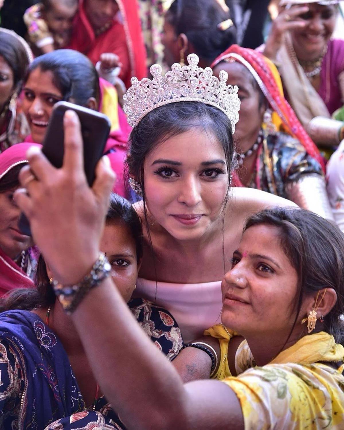 Who is Tanya Mittal, model turned entrepreneur in Bigg Boss 19?