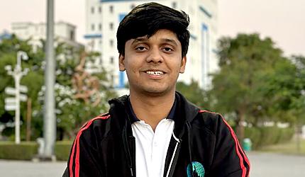 adarsh kumar, skillzo, top 10 finalist, global student prize 2025