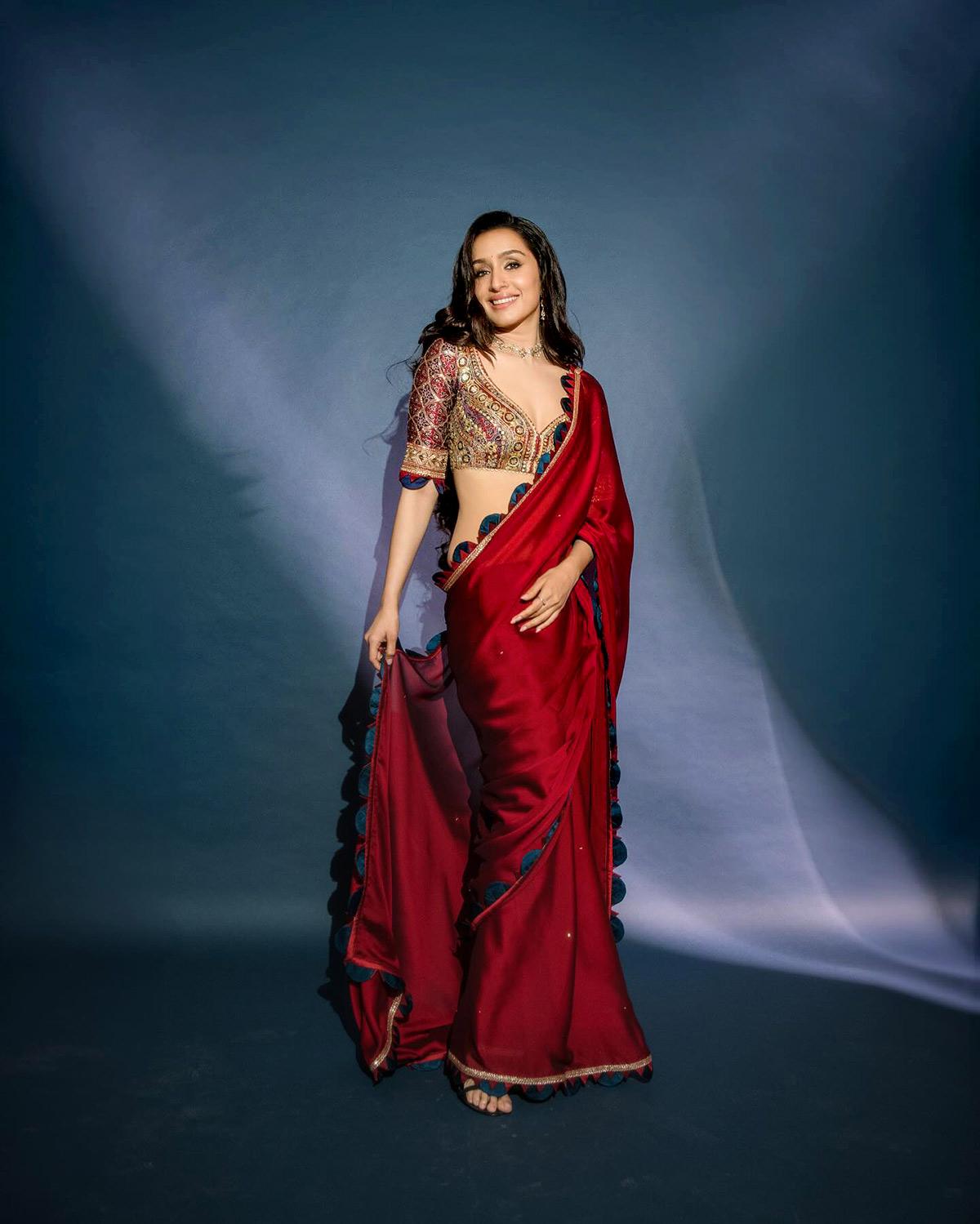 navratri day 2 : how to wear navratri red colour