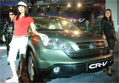 Models posing with the All-New Honda CR-V in New Delhi on Tuesday.