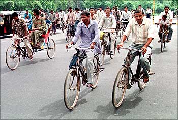 A common sight on Delhi's roads, bicycles are the most favoured mode of transport in India