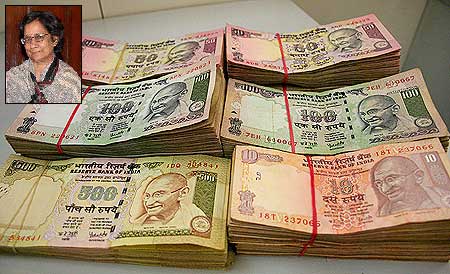 Indian currency notes, Sushma Nath (inset)