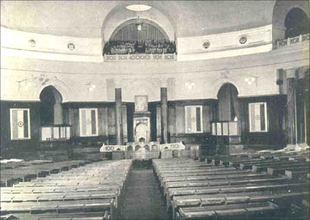 An archival photograph of the Central Hall.The black marble for the columns was procured from Gaya.