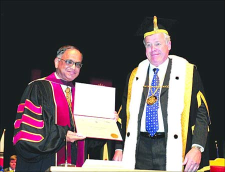 Infosys co-founder and chairman N R Narayana Murthy with Concordia University Chancellor David P O'Brien.