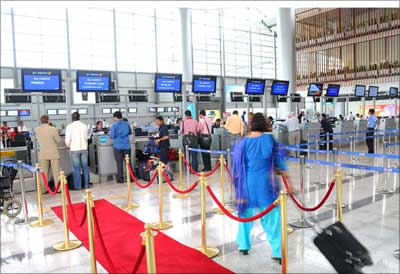 DGCA Fines Air India, SpiceJet Rs 30 Lakh Each for Pilot Lapses