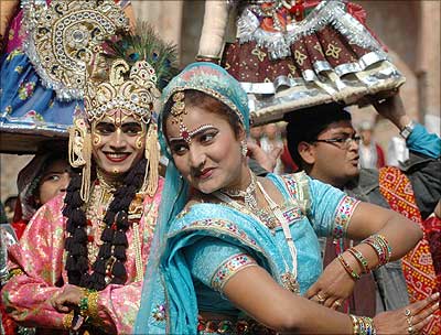 Folk dancers from Madhya Pradesh perform Gangaur dance.