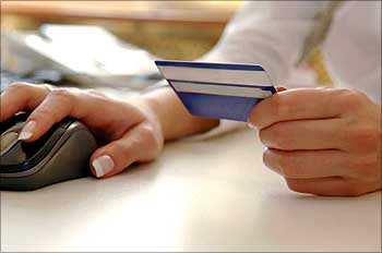 How to manage your credit card effectively