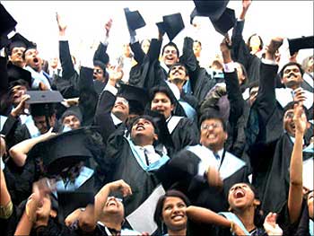 Jobs will woo 3 lakh NRIs to return by 2015