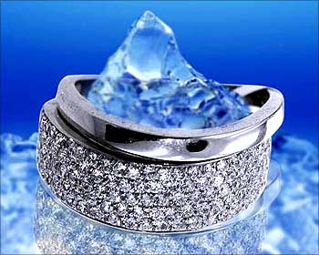 High prices fail to dim diamonds' sparkle