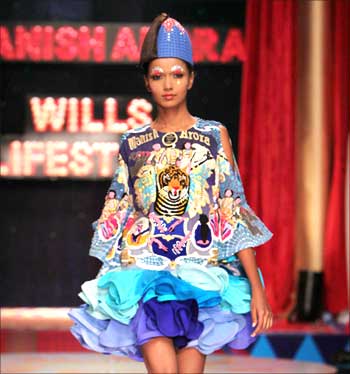A model clad in Wills Lifestyle clothes walks the ramp.