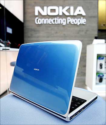 Nokia's new netbook computer, the Booklet 3G.