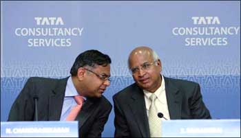 S Ramadorai (R), CEO, Tata Consultancy Services speaks to N Chandrasekaran (L), CEO-designate.