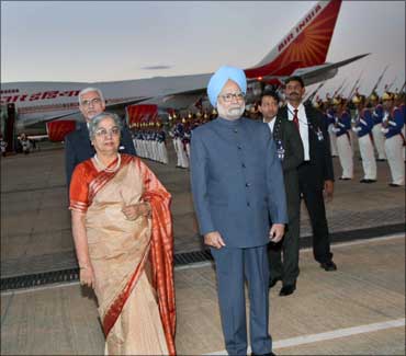 Prime Minister Manmohan Singh, along with his wife Gursharan Kaur, at the Brazilian Air Force Base.
