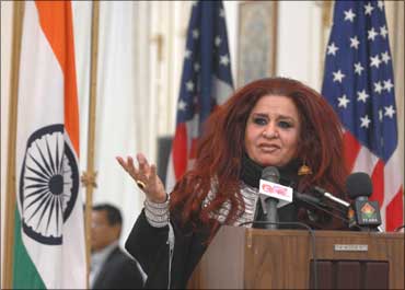 Shahnaz Husain speaking at the Presidential Entrepreneurial Summit in Washington.