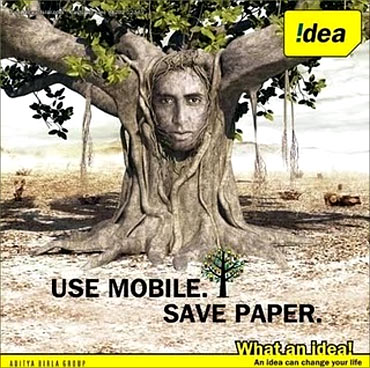 Idea Cellular advertisement.