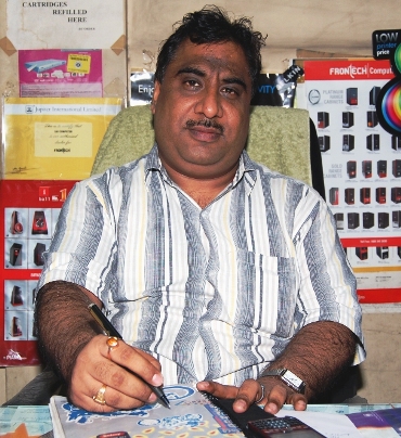 Vivek L Wadhawan.