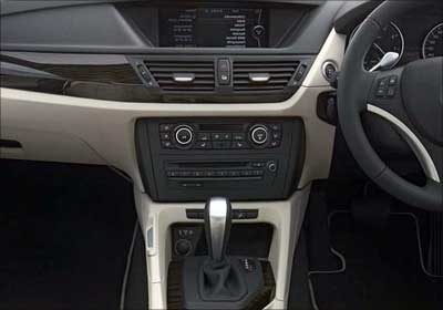 BMW X1 Front AC controls.