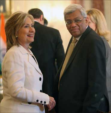 Hillary Clinton and Deepak Parekh, chairman, HDFC.