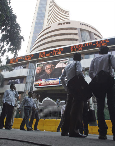 DoT Blocks Malicious Calls Targeting Indian Stock Exchanges