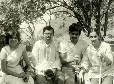 (L - R) Sudha Murthy, Narayana Murthy, Nandan Nilekani and Rohini Nilekani in early 1980s.