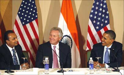 (L-R) Anil Ambani, General Electric chairman Jeffrey Immelt and Barack Obama.